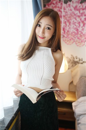 亂伦XXXX乱女在线播放